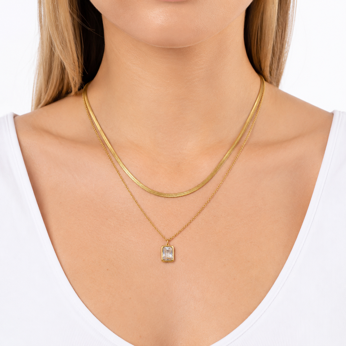 Esmeralda Clear Necklace